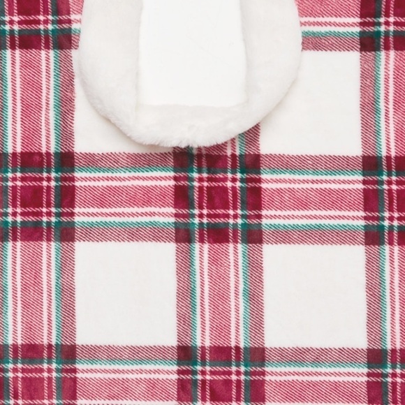 Red Green Plaid Plush Cape Coat with Deep Pockets NEW ! - Picture 3 of 11